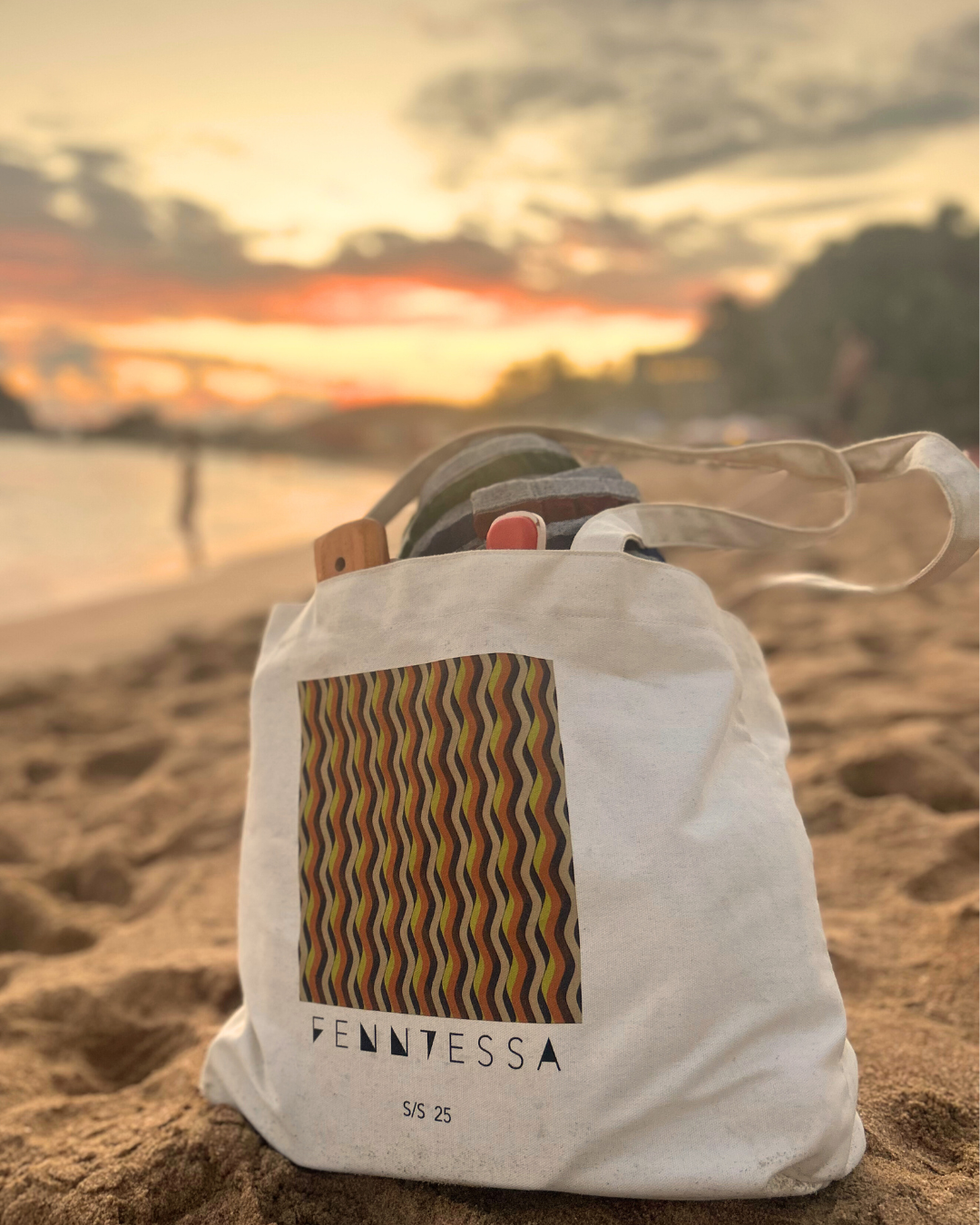 THE FENNTESSA TOTE BAG